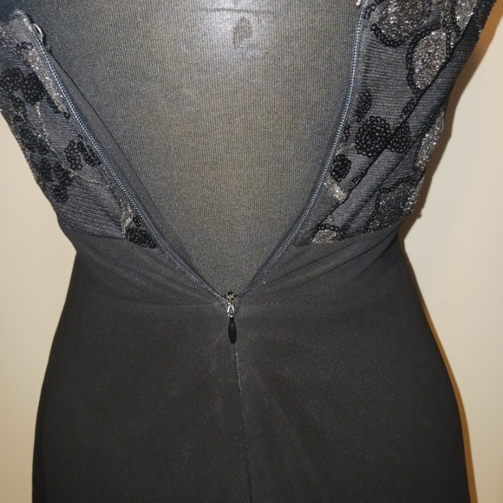 Lulus Sexy Black Sequin cut out Bodice Evening Gown‎ Dress Slit Formal Wear S - Picture 7 of 8